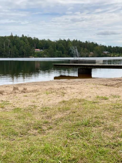 Mysigt Hus Med Natur & Jacuzzi I Olofstorp Göteborg Exteriér fotografie