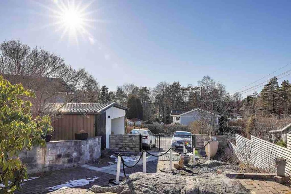 Mysigt Hus Med Natur & Jacuzzi I Olofstorp Göteborg Exteriér fotografie